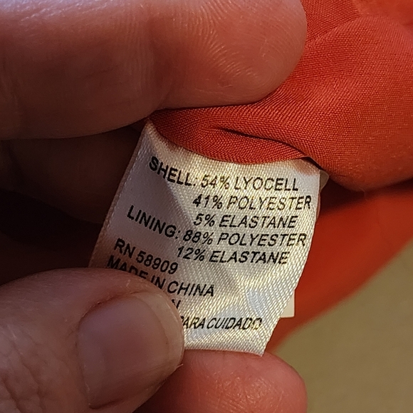 Antonio Melani Coral Red Wide-Leg Belted Jumpsuit V-Neck Sleeveless Size 8 - Picture 8 of 8